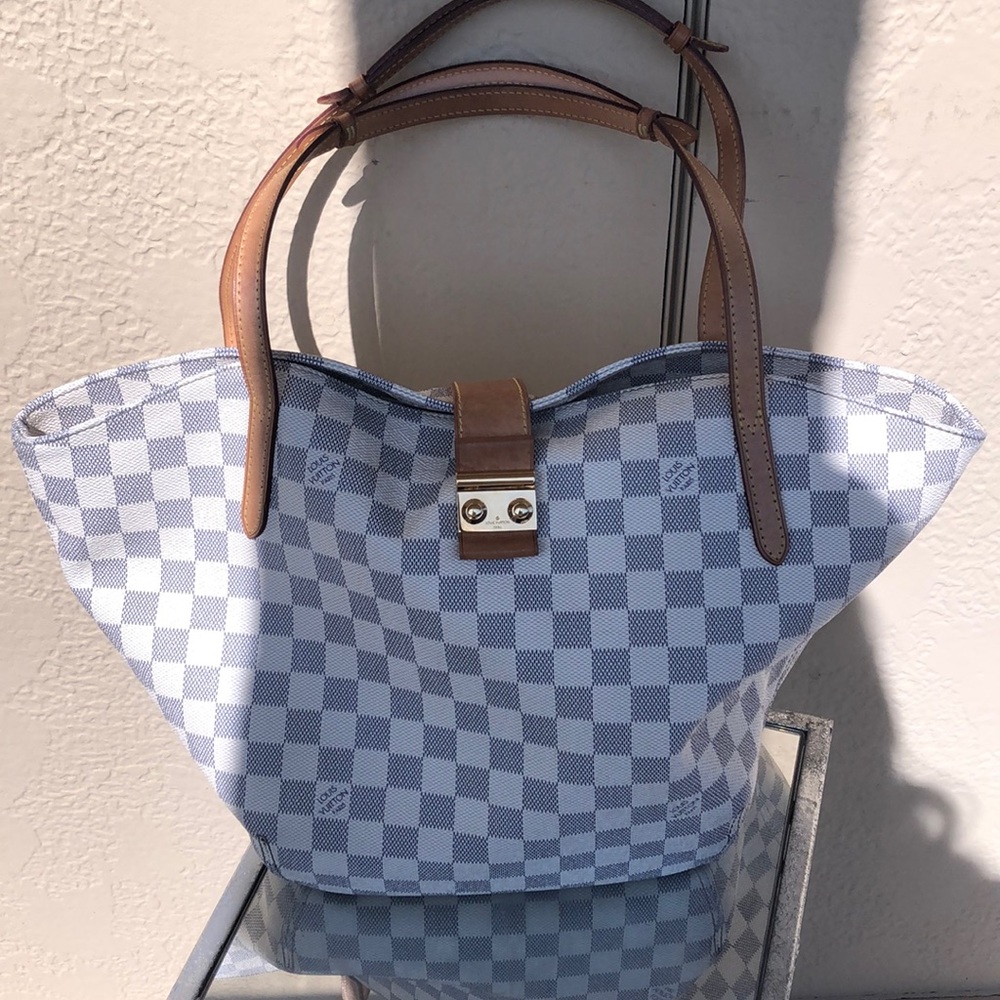 Louis Vuitton Selina
